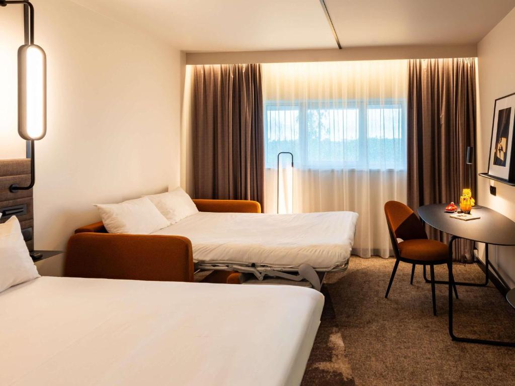 Novotel Saint-Quentin en Yvelines - Executive Room With Queen Bed And Double Sofa Bed