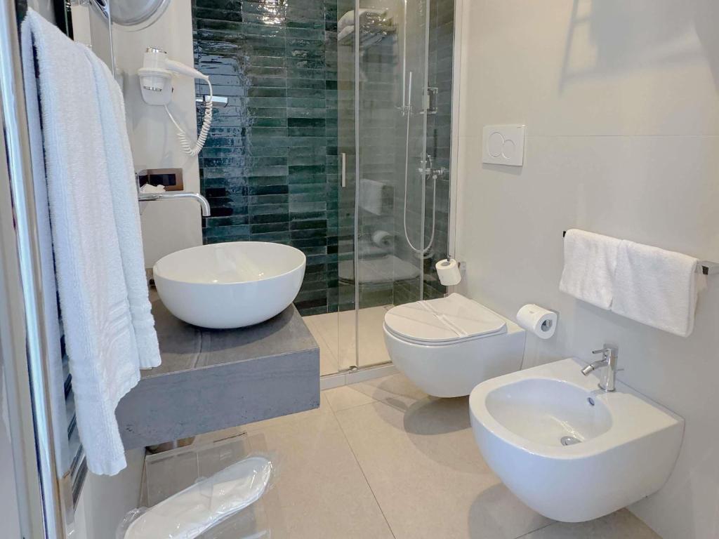 Splendid Hotel Taormina - Klasik Queen Oda - Yandan Deniz Manzaralı