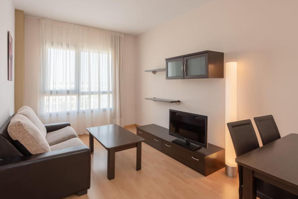 Madrid Airport Suites, Affiliated by Meliá - Junior Suite