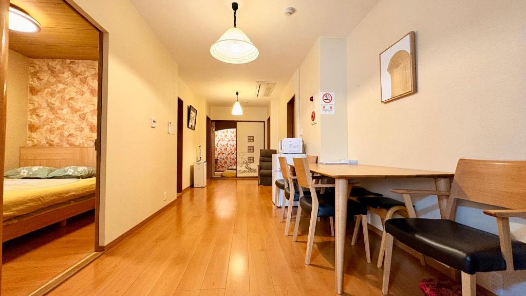 青葉邸-UME-1 Min Walk to Glico and Dotonbori 110sqm 6BR Japanese Residence