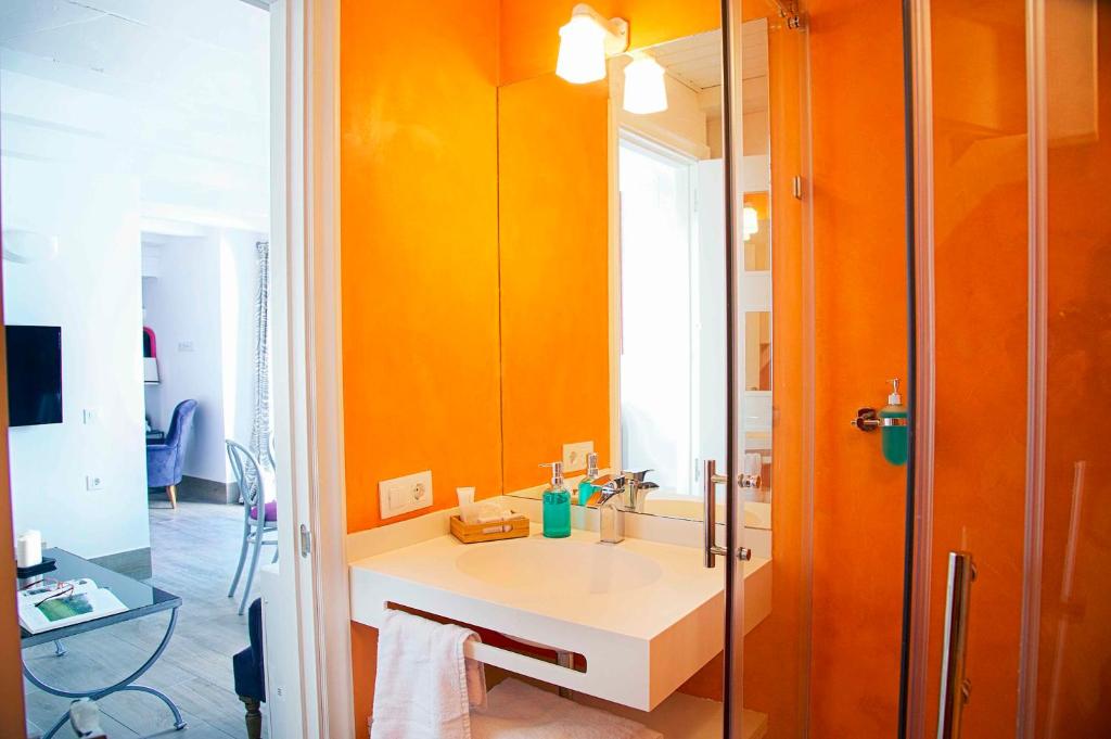 Overland Suites Catedral - 11