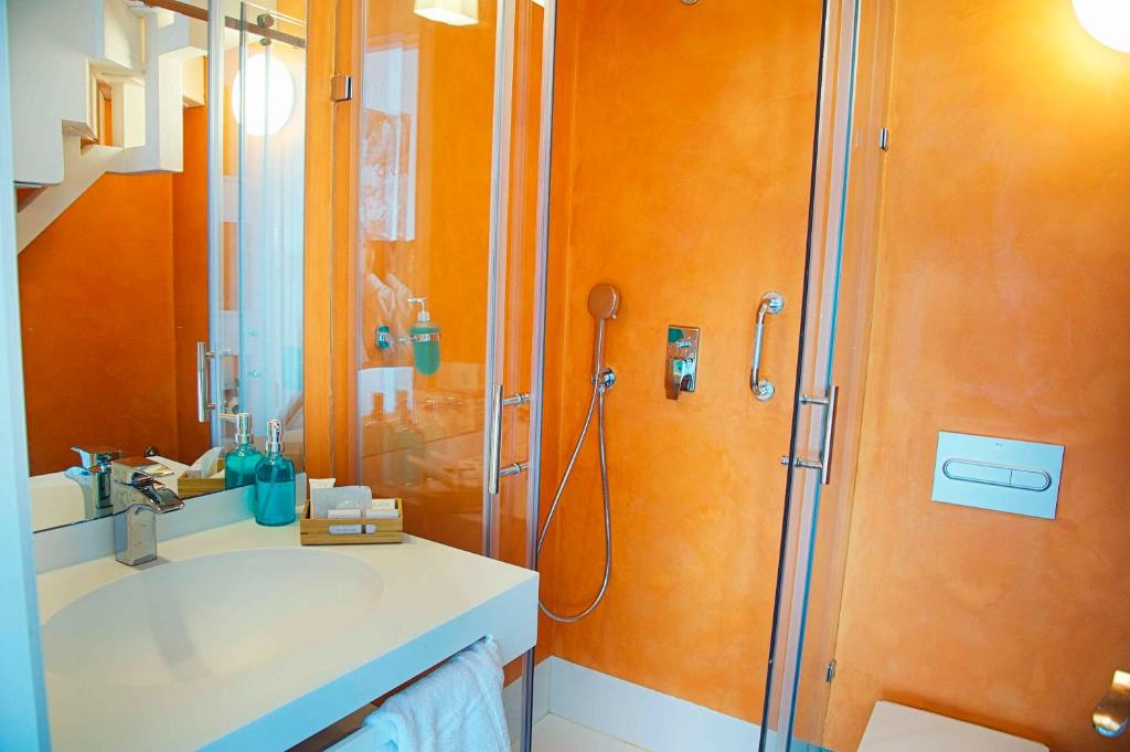 Overland Suites Catedral - 12