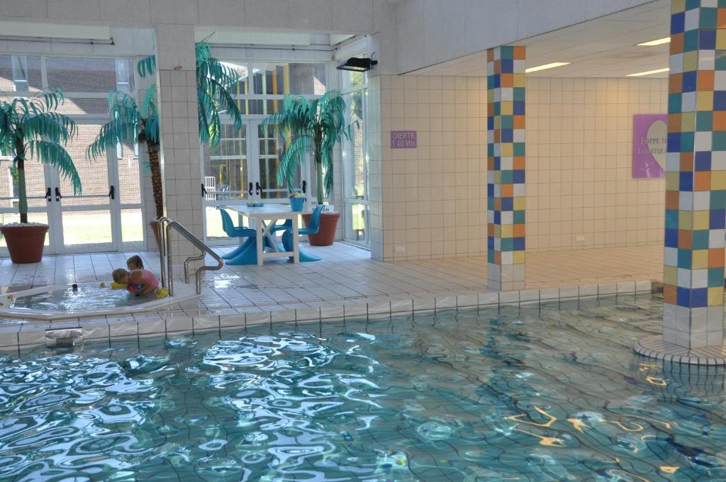 Bazén v ubytování Hotel Spelderholt nebo v jeho okolí