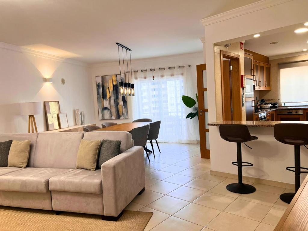 Timeless Beach IV 2BD apartment