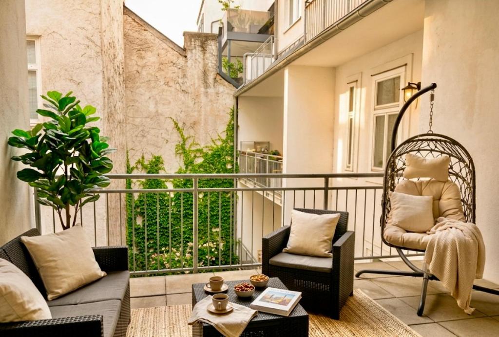 100 m2 Apartment with Balcony & Free Parking