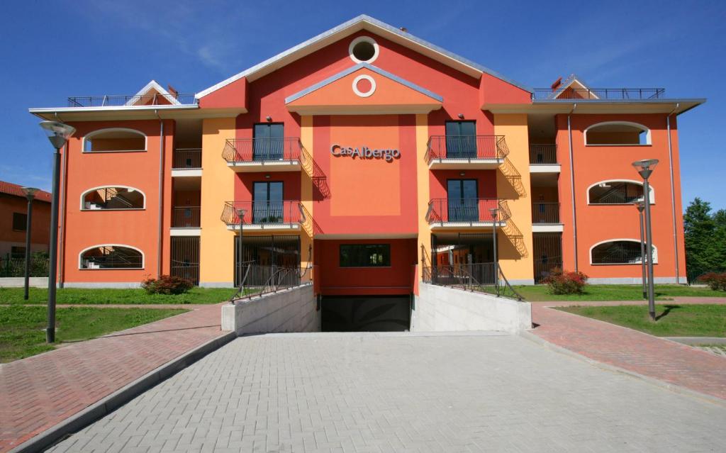 Budova, kde se aparthotel nachází