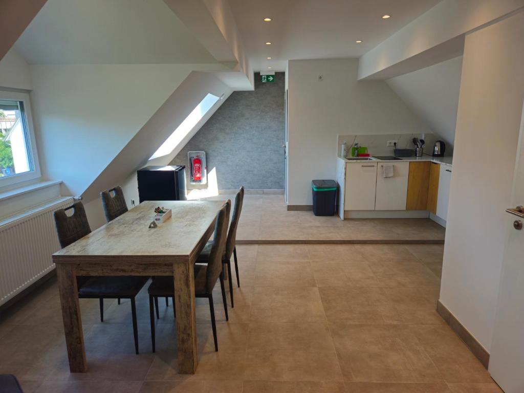 Gasper Business & Garden Hotel - Deluxe Suite