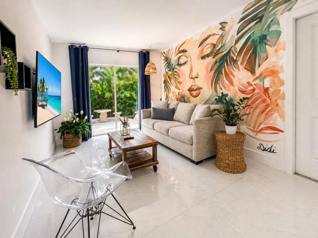 Wynwood Charm, at the Heart of the Art!