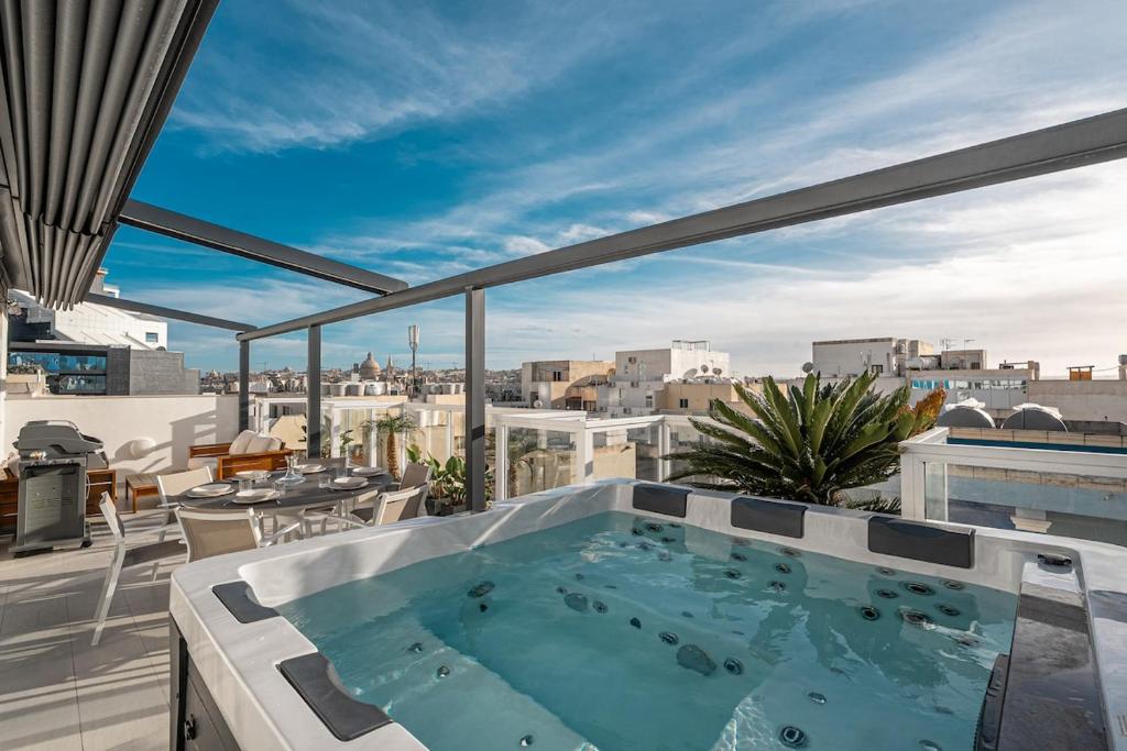 Photo inspiration: Picture Idea: Luxury Penthouse Big Terrace Jacuzzi In Sliema Il Gżira Taʼ