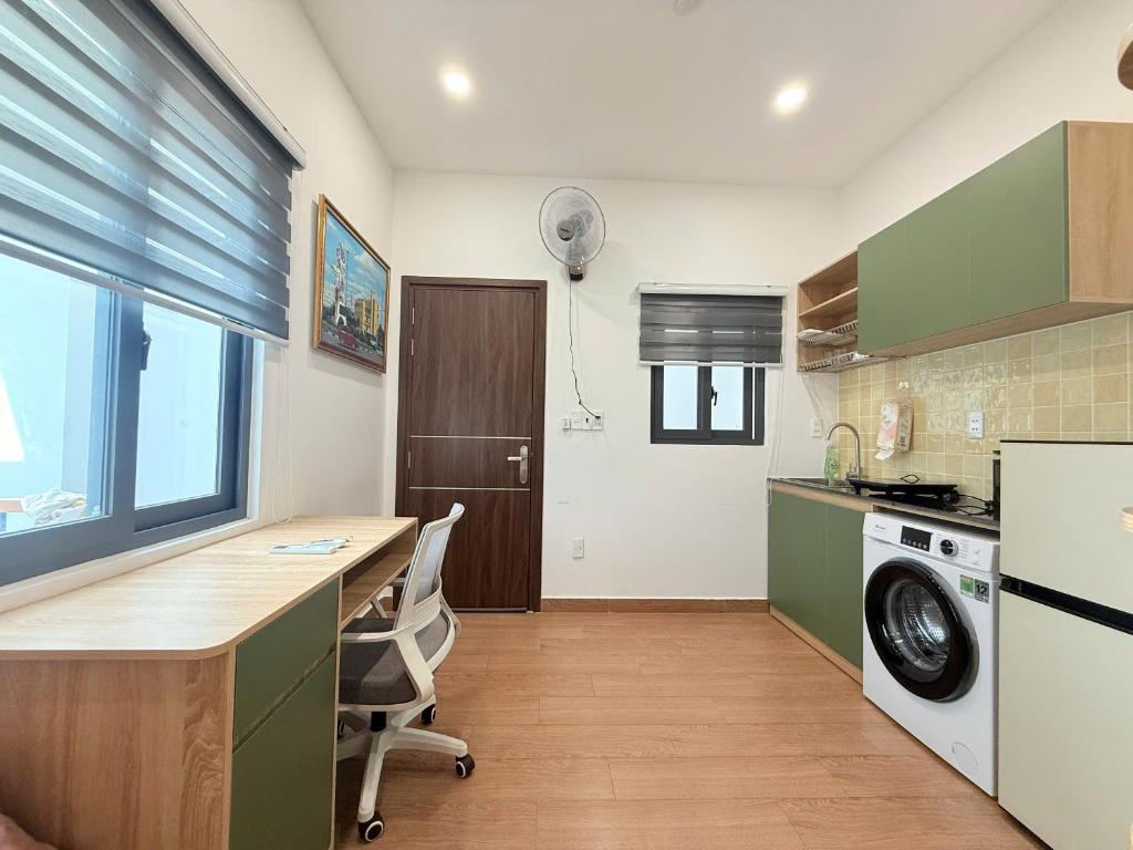 Workspace evidence from Unihomes Apartment Q7