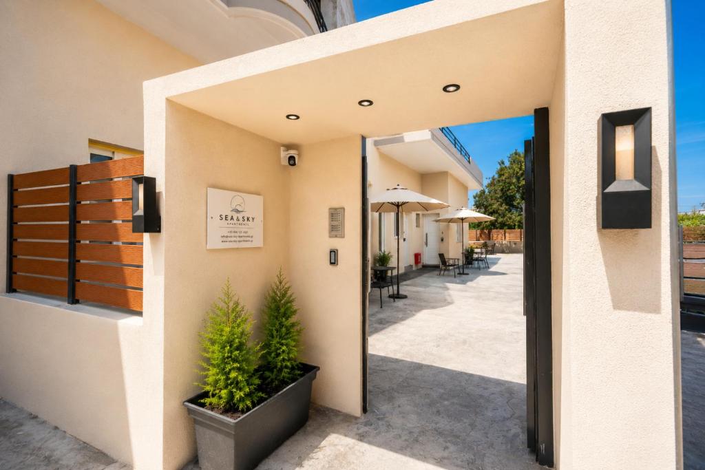 Sea And Sky Suites Near Athens Airport By SEM
