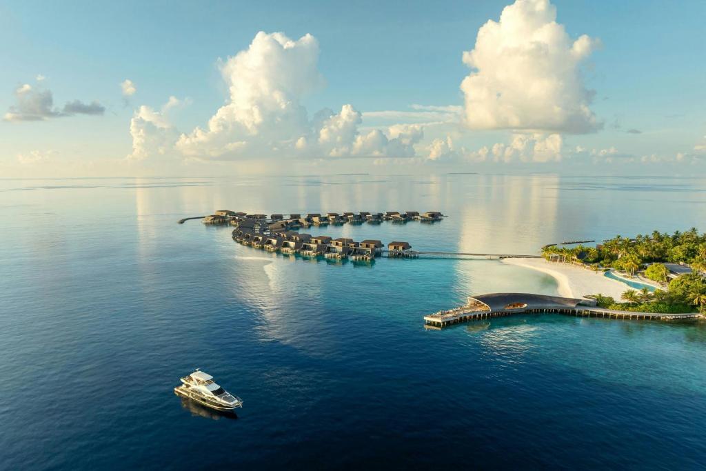 The St. Regis Maldives Vommuli Resort - View 2