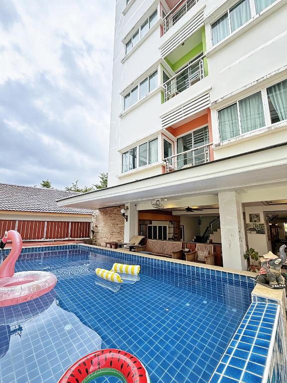 تصویر اتاق‌های Decare Hotel Patong Weekly Promotion - تصویر ۲