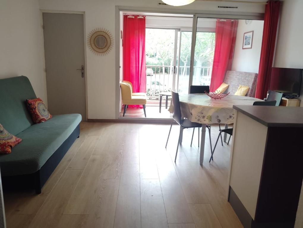 Appartement T2 Centre Port Cap d'Agde