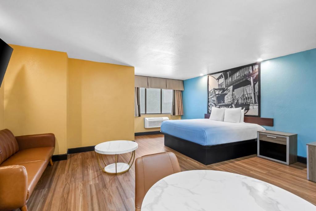 Super 8 by Wyndham Mesa Gilbert - Suite Studio Lit King-Size - Non-Fumeurs