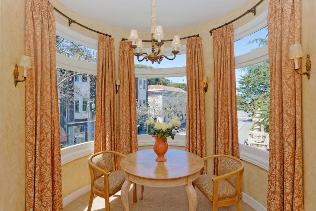 Hotel Sausalito photo