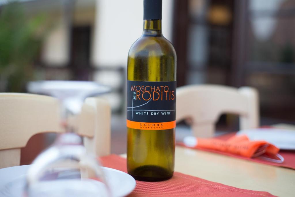 Meteora Hotel at Kastraki - 4