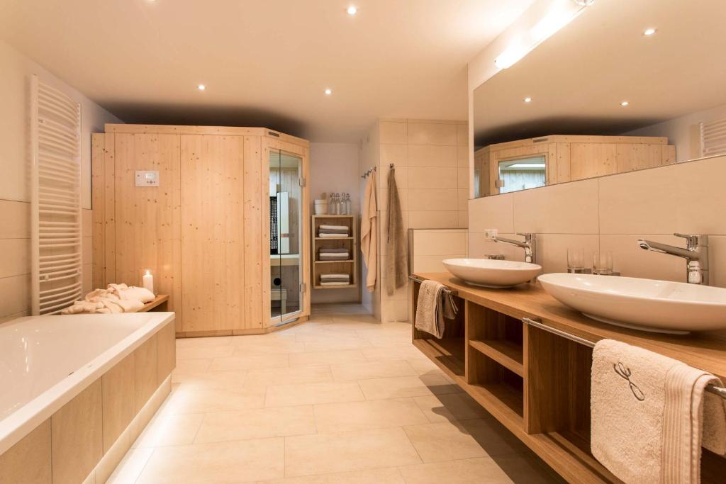 Kúpeľňa v ubytovaní Slow Living Suite - Ferienwohnung mit privater Sauna & Garten
