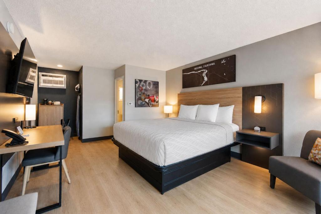 Thunderbird Lodge - Standard King Room