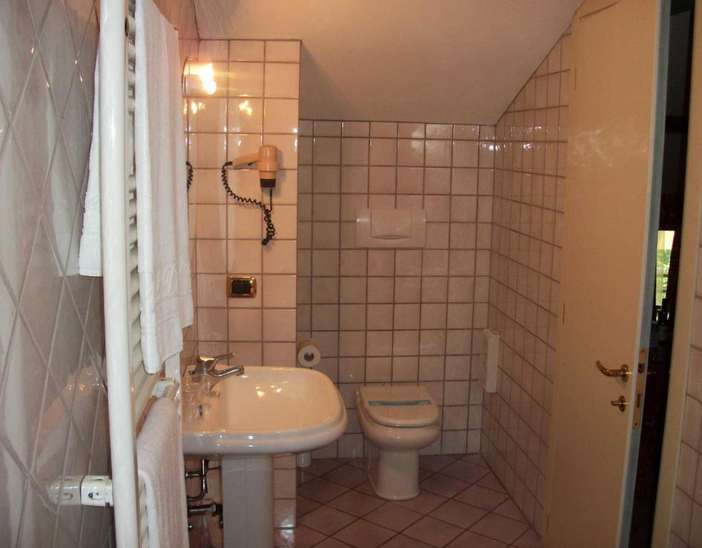 Koupelna v ubytování Hotel Motel 2