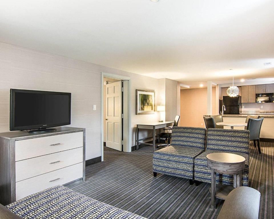Comfort Inn Williamsburg Gateway photo