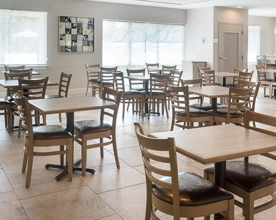 Comfort Inn Williamsburg Gateway photo
