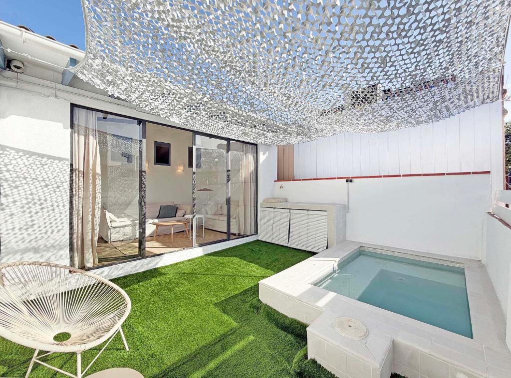 The Blue Haus - Casa con piscina en Poblenou