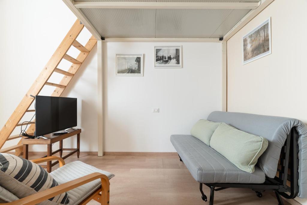 GuestHost - Modern Studio X5 in Porta Romana