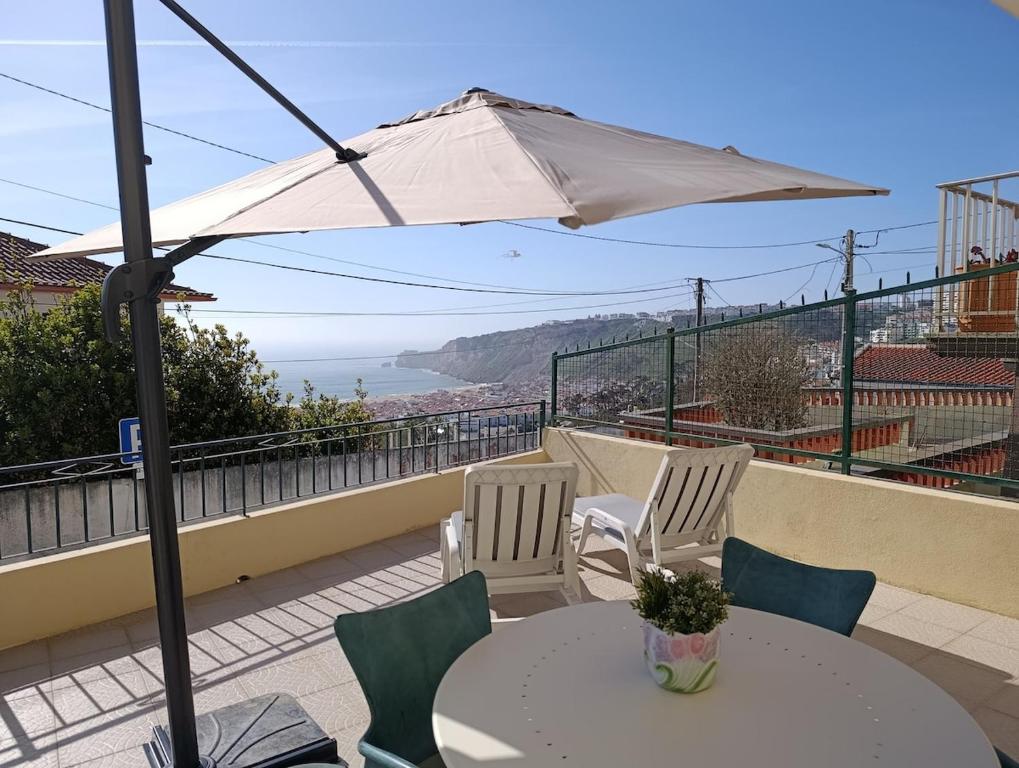 The best view over Nazare! Mar a Pedra Apartment