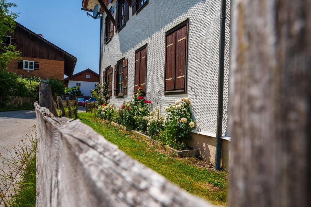 Direkt am Wanderweg, Ferienwohnung im Allgäu nahe Oberstaufen - Apartamento Clásico