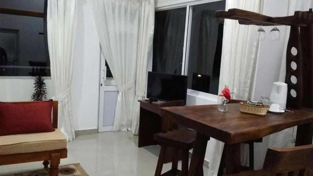 Tea Hills Bungalow - 18