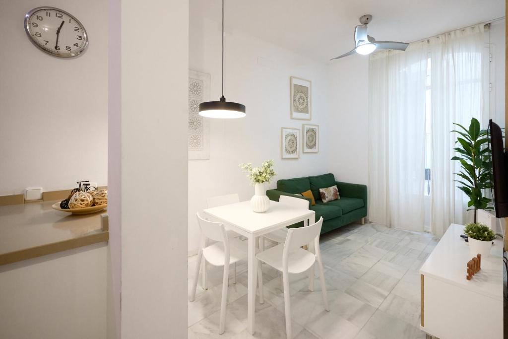 Velarde Central Suite by Valcambre