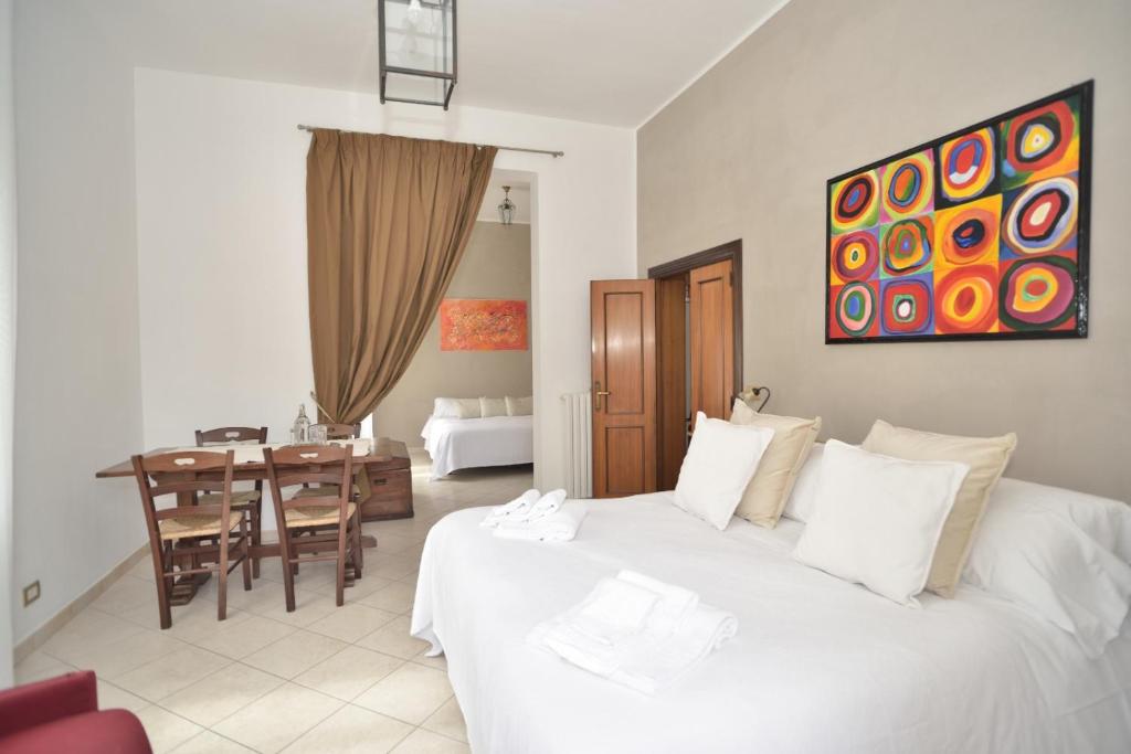 Spacious Suite in Villa with Private Bathroom e Garden near Montepulciano, pet Friendly