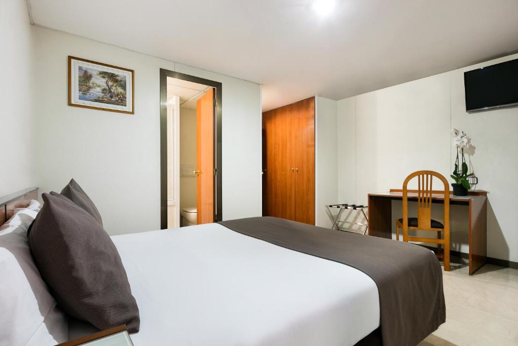 Hotel Condal - Resim 39