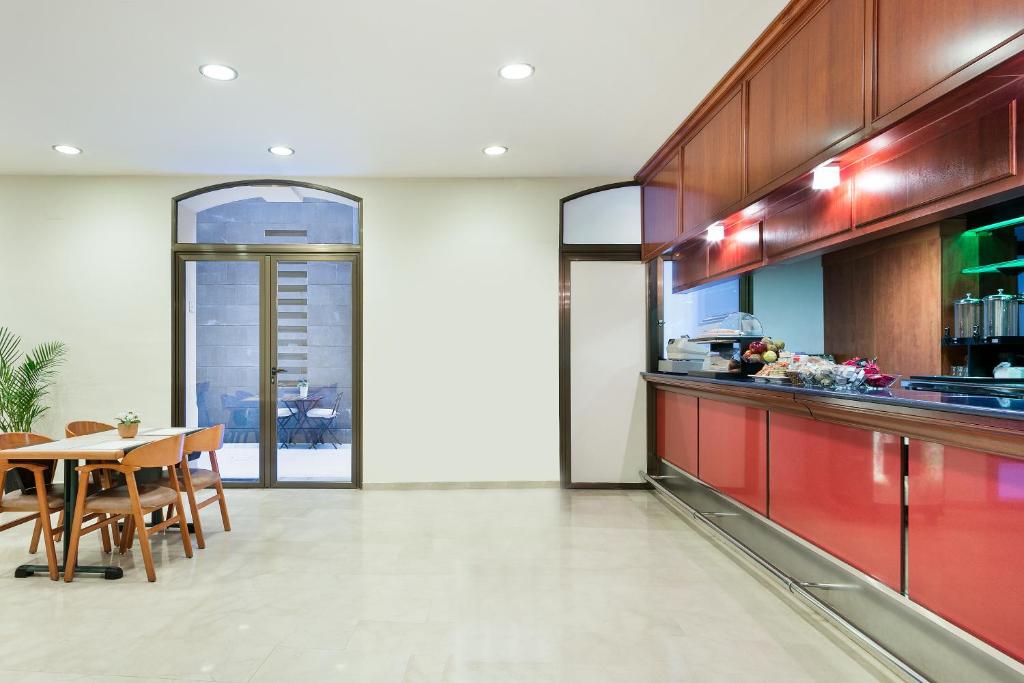 Hotel Condal - Resim 22