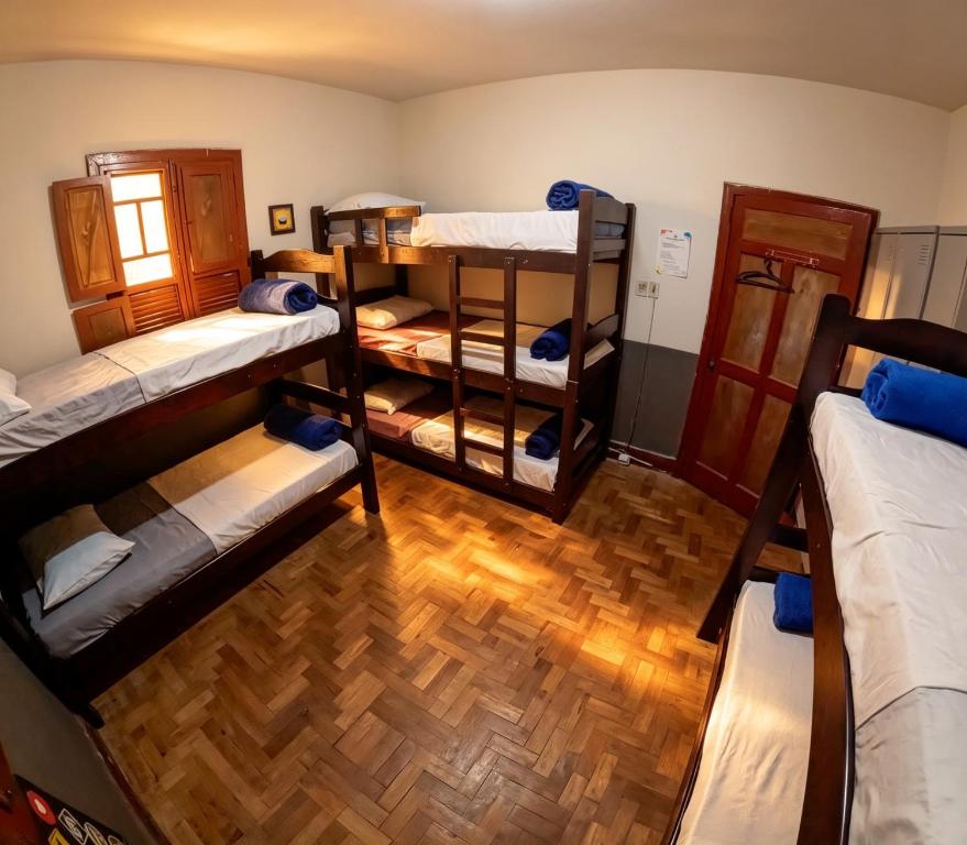 Nuh Hostel - Cama En Habitación Compartida Mixta De 6 Camas