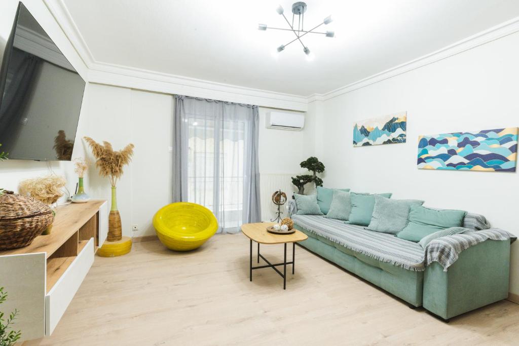 Emerald Oasis by Nexus, next to White Tower and TIF with Jacuzzi, 2 bedrooms