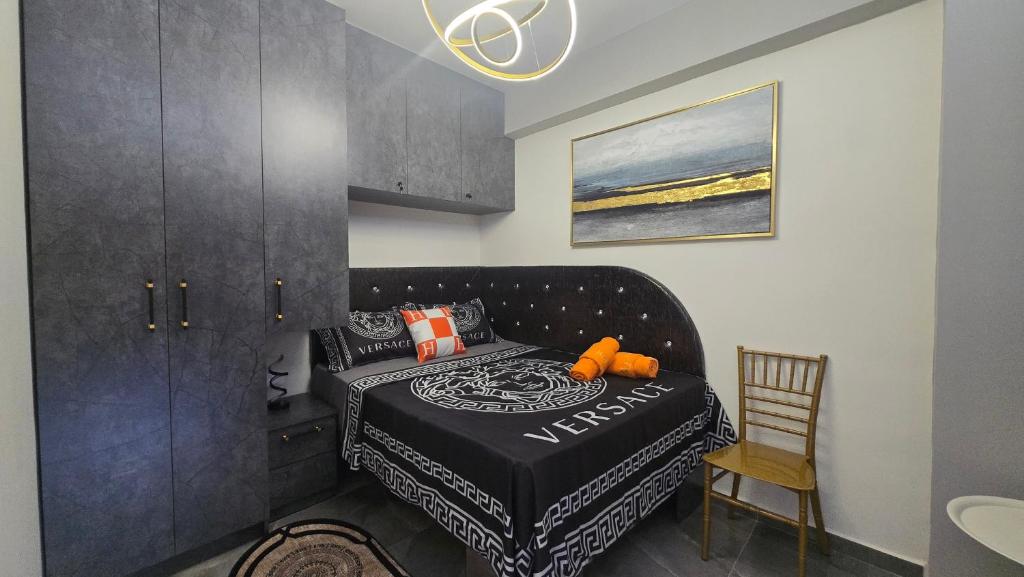 Artisti Elena Thalassa Golden Suites 1