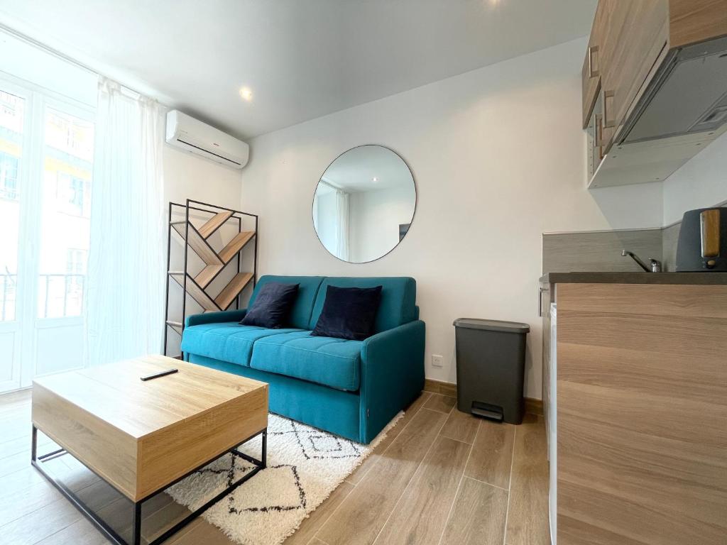 Studio avec Balcon et clim Centre de Nice