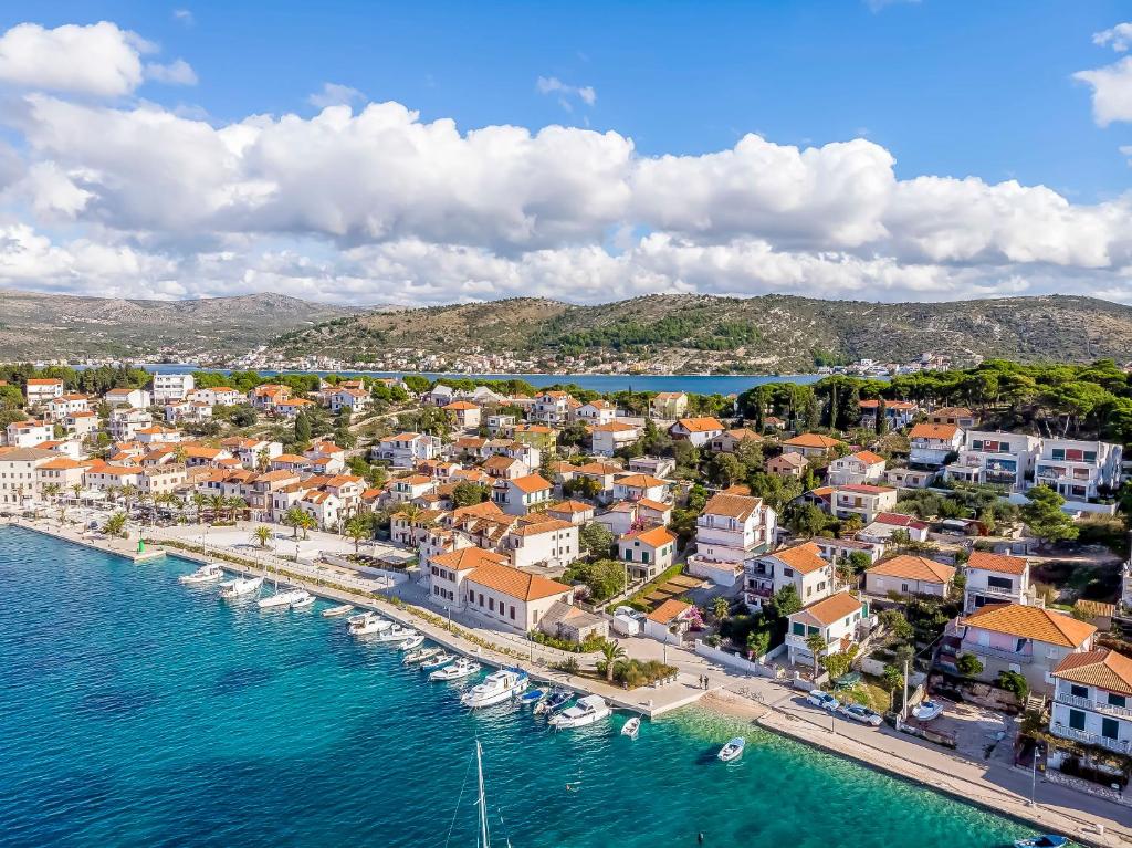 Apartments Cvitic