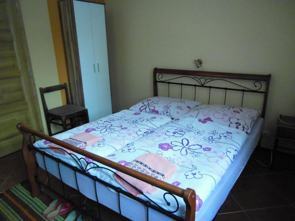 Postel nebo postele na pokoji v ubytování Ubytovanie Emka