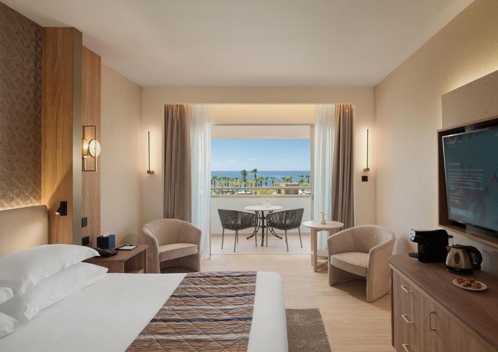 Olympic Lagoon Resort Paphos - 