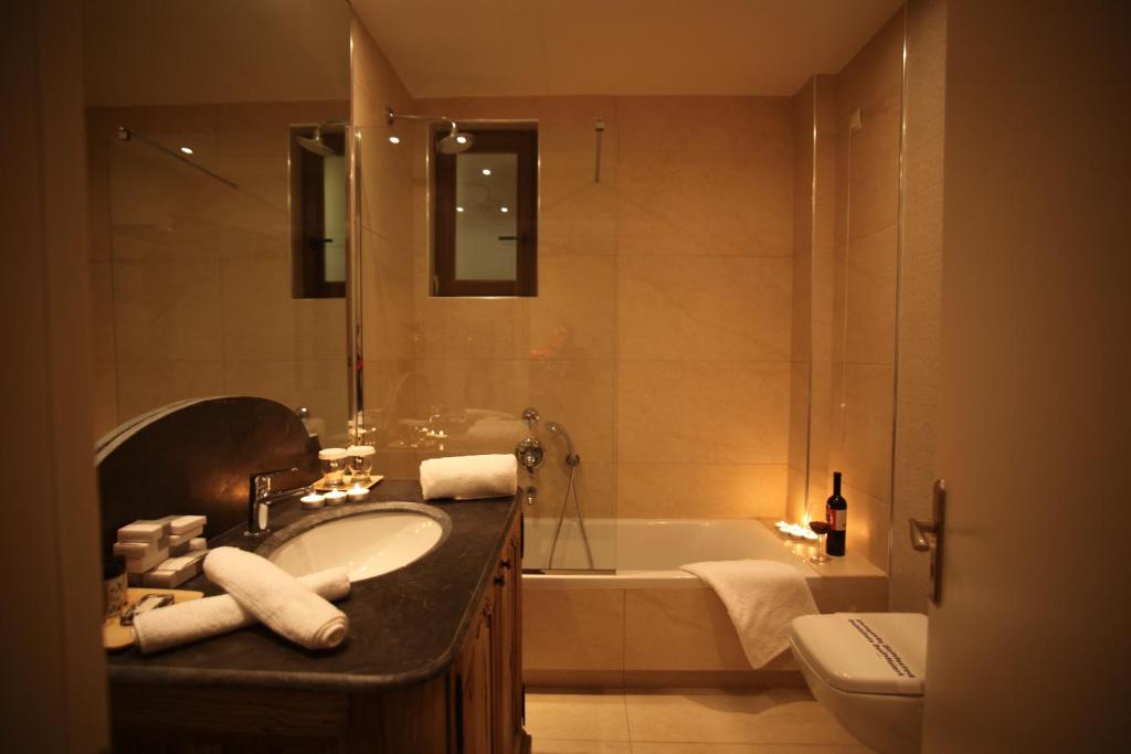 Koupelna v ubytování Nymfasia Resort