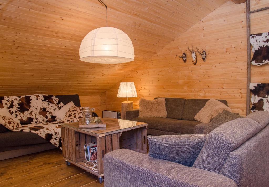 Posezení v ubytování Haus Bergblick