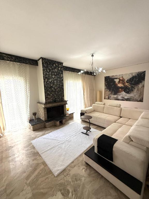 Elena Home