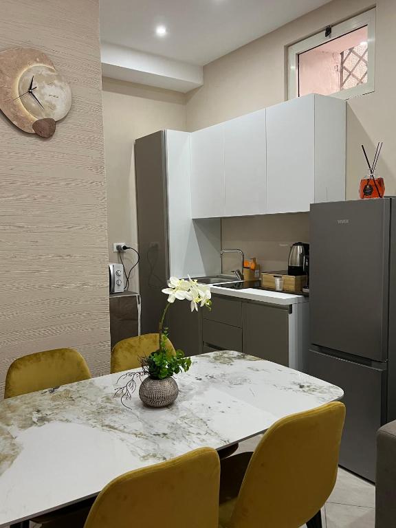 Napoli Historic Center - Tribunali Romantic Stay