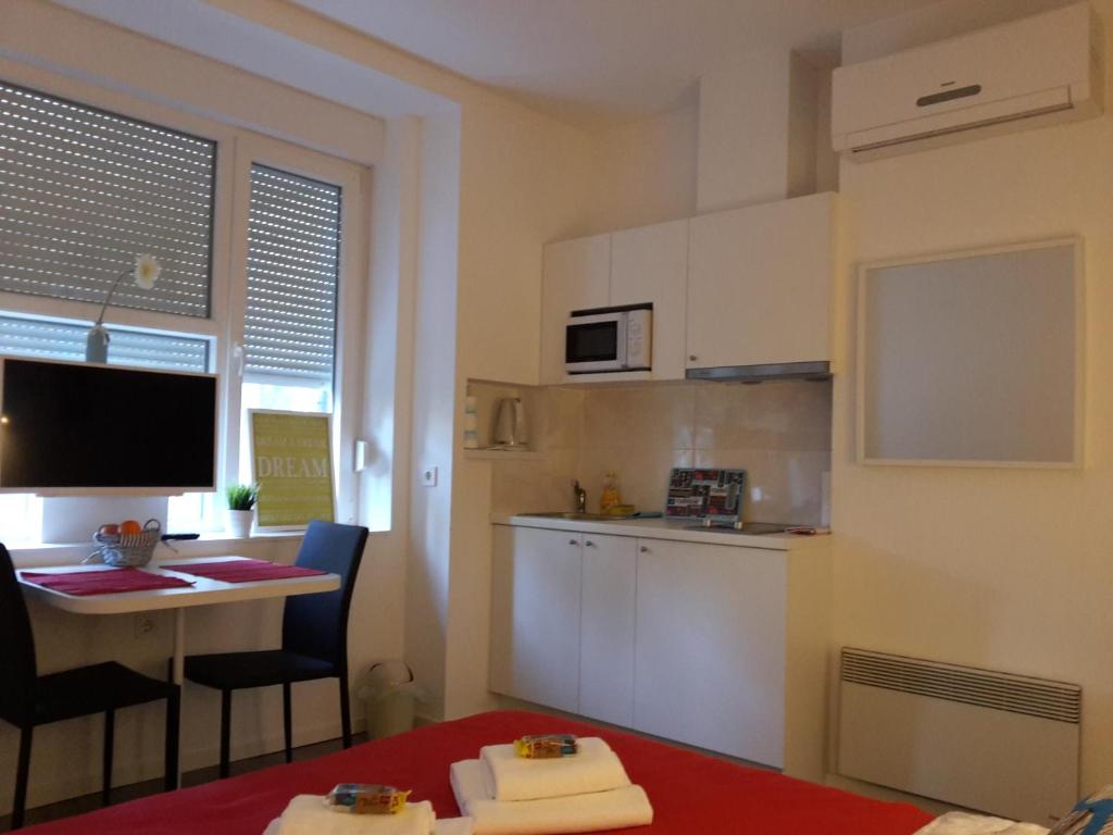 Haustor Apartments - 13