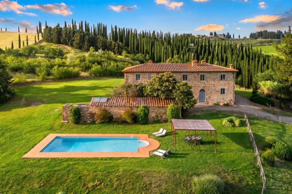 an estate with a swimming pool and a house at Chianti Escape PoolVines Tenuta Bibbiano-I Sodi in Castellina in Chianti