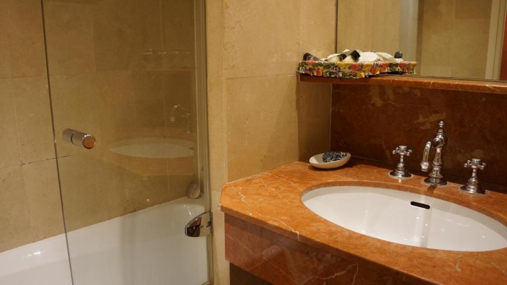 Le Relais Médicis - Resim 29