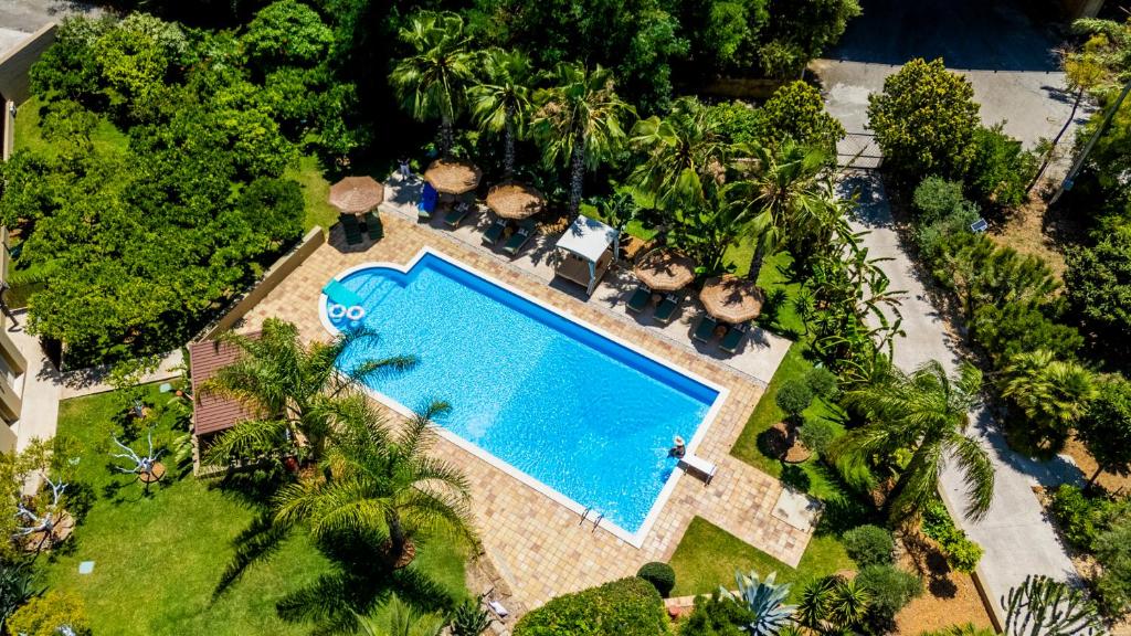 Emesh Boutique Suite